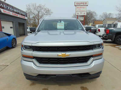 2018 Chevrolet 1500 Crew Cab, $22995. Photo 2
