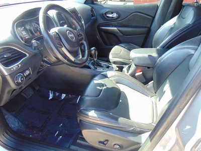 2019 Jeep Cherokee, $11995. Photo 11