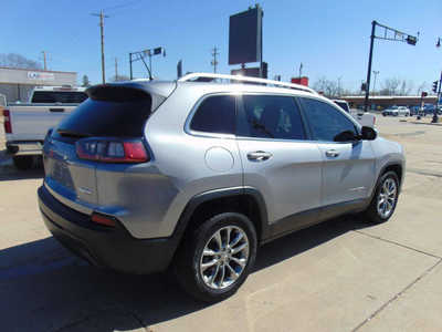 2019 Jeep Cherokee, $11995. Photo 5