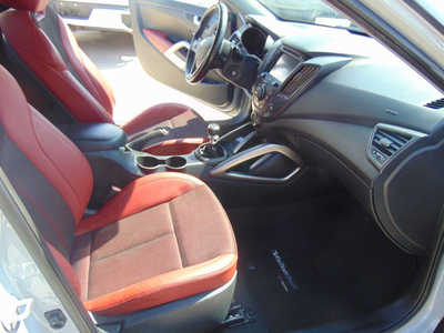 2014 Hyundai Veloster, $11995. Photo 11