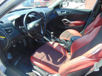2014 Hyundai Veloster, $11995. Photo 9