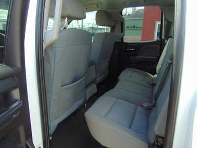 2019 Chevrolet 2500 Ext Cab, $17995. Photo 9