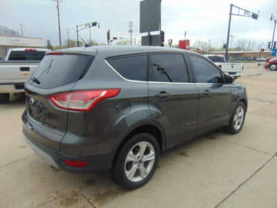 2016 Ford Escape, $10995. Photo 5