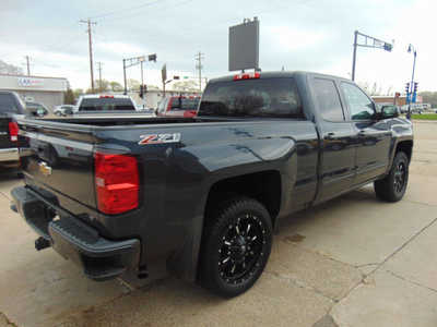 2017 Chevrolet 1500 Ext Cab, $18995. Photo 5