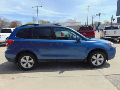 2016 Subaru Forester, $12995. Photo 4