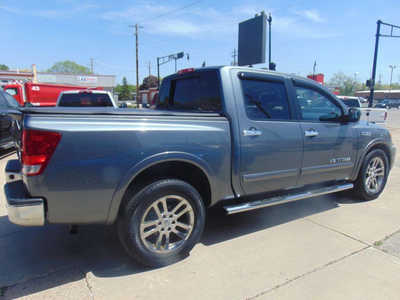 2014 Nissan Titan, $11995. Photo 4