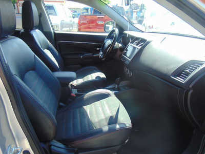 2018 Mitsubishi Outlander, $8995. Photo 10