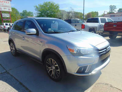 2018 Mitsubishi Outlander, $8995. Photo 3