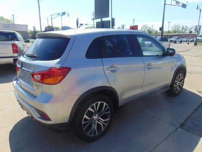 2018 Mitsubishi Outlander, $8995. Photo 5