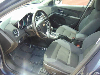 2014 Chevrolet Cruze, $6995. Photo 11