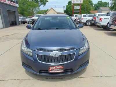 2014 Chevrolet Cruze, $6995. Photo 2