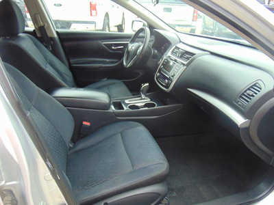 2018 Nissan Altima, $9995. Photo 10