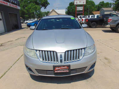2009 Lincoln MKS, $5995. Photo 2