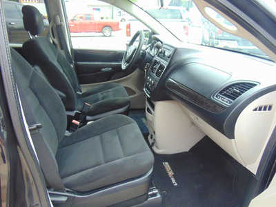 2016 Dodge Grand Caravan, $9995. Photo 11