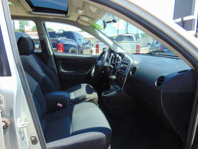 2005 Pontiac Vibe, $3995. Photo 10