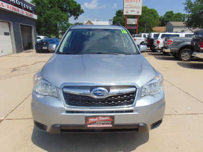 2016 Subaru Forester, $12995. Photo 2
