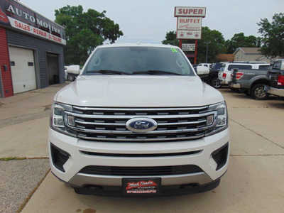 2018 Ford Expedition Max, $17995. Photo 2