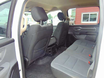 2020 RAM 1500 Crew Cab, $21995. Photo 9