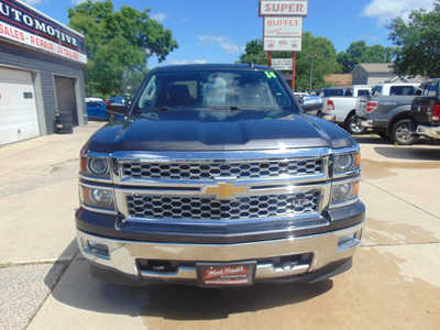 2014 Chevrolet 1500 Crew Cab, $21995. Photo 2