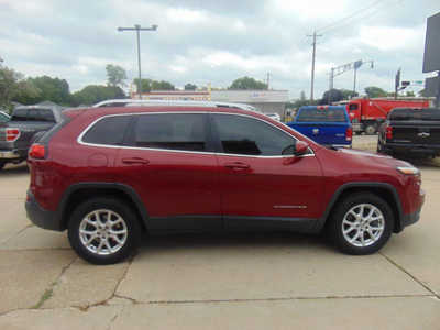 2016 Jeep Cherokee, $9995. Photo 4
