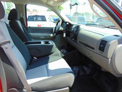 2009 Chevrolet 2500 Crew Cab, $18995. Photo 10