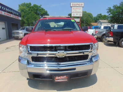 2009 Chevrolet 2500 Crew Cab, $18995. Photo 2