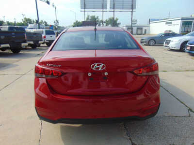 2022 Hyundai Accent, $13995. Photo 6
