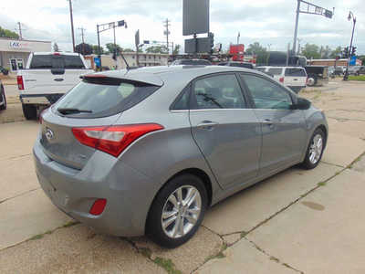 2015 Hyundai Elantra, $8995. Photo 5