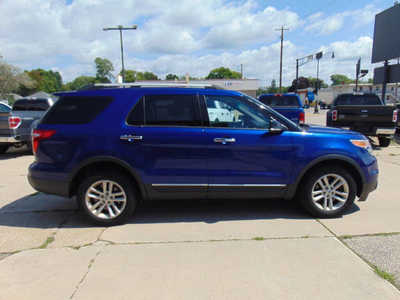 2014 Ford Explorer, $8995. Photo 4