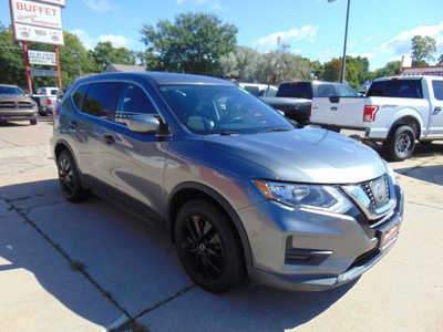 2017 Nissan Rogue, $10995. Photo 3