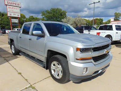 2017 Chevrolet 1500 Crew Cab, $17995. Photo 3