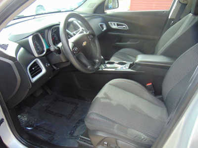 2017 Chevrolet Equinox, $9995. Photo 11
