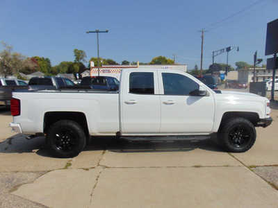 2016 Chevrolet 1500 Ext Cab, $14995. Photo 4