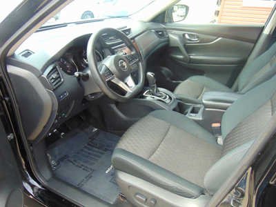 2017 Nissan Rogue, $12995. Photo 11