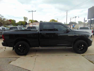 2014 RAM 1500 Crew Cab, $12995. Photo 4