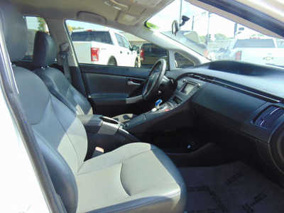 2015 Toyota Prius, $10995. Photo 10