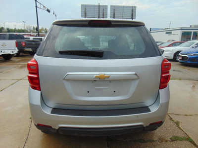 2017 Chevrolet Equinox, $8995. Photo 6