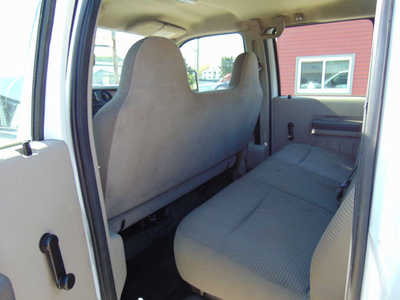 2009 Ford F250 Crew Cab, $11995. Photo 8