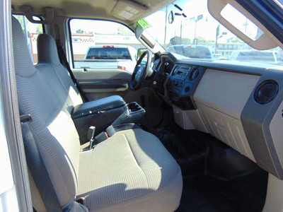 2009 Ford F250 Crew Cab, $11995. Photo 9
