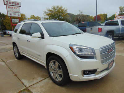2015 GMC Acadia, $9995. Photo 3