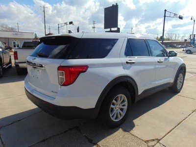 2021 Ford Explorer, $17995. Photo 5
