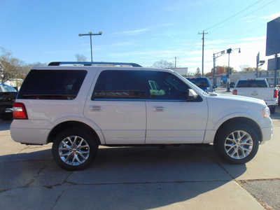 2015 Ford Expedition, $12995. Photo 4