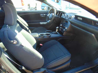 2016 Ford Mustang, $12995. Photo 11