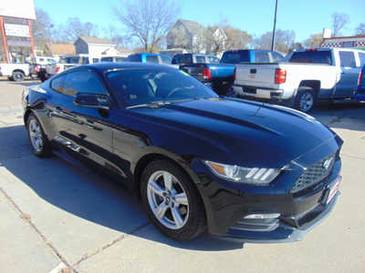 2016 Ford Mustang, $12995. Photo 3