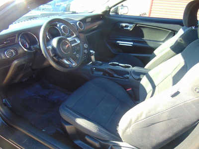 2016 Ford Mustang, $12995. Photo 9
