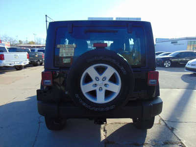 2016 Jeep Wrangler Unlimited, $16995. Photo 6