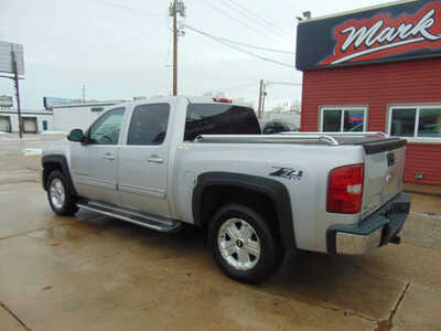 2011 Chevrolet 1500 Crew Cab, $7995. Photo 7