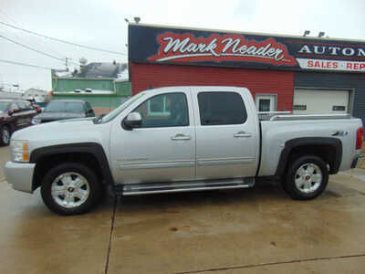 2011 Chevrolet 1500 Crew Cab, $7995. Photo 8