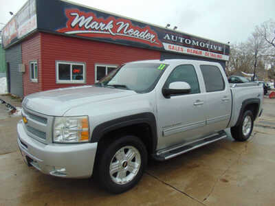 2011 Chevrolet 1500 Crew Cab, $7995. Photo 1
