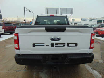 2021 Ford F-150, $21995. Photo 6